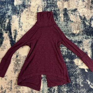 Free people medium turtleneck with slit in back